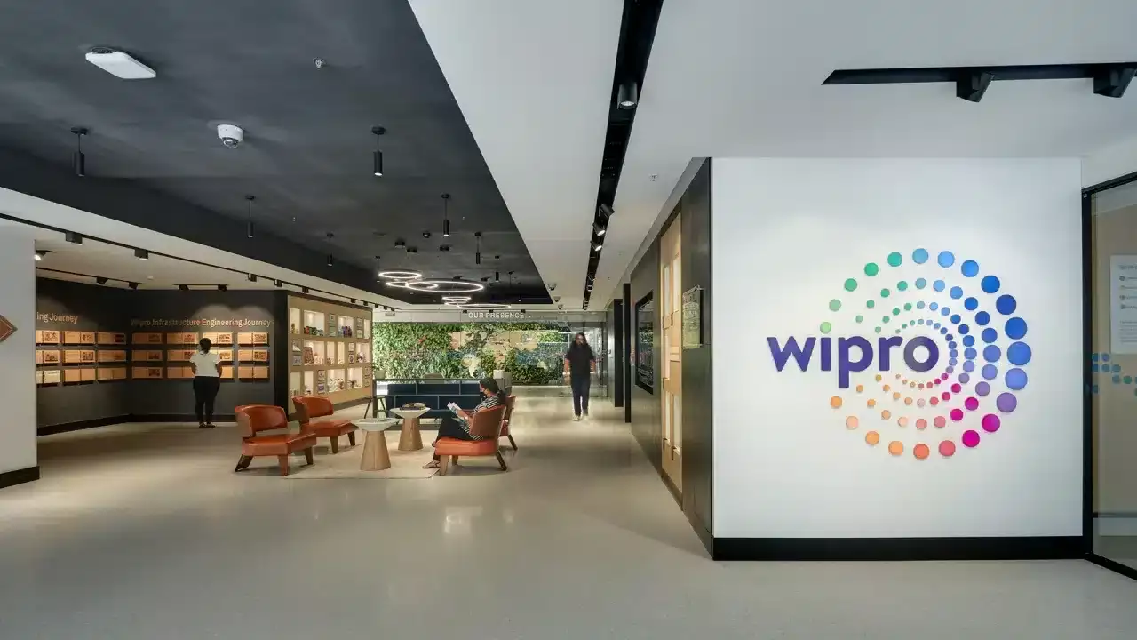 Latest Wipro Hiring 2025 | Wipro Hiring | Management Trainee